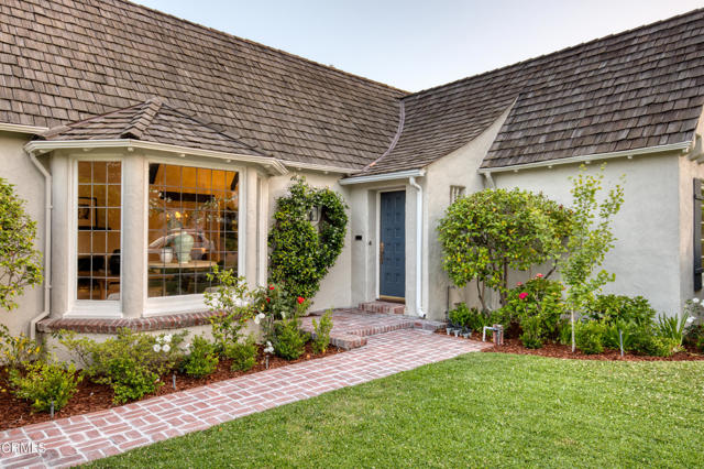 2440 Coniston Place, San Marino CA: https://media.crmls.org/mediaz/f178c17e-e7db-4090-8aa6-72e1ce65de76.jpg