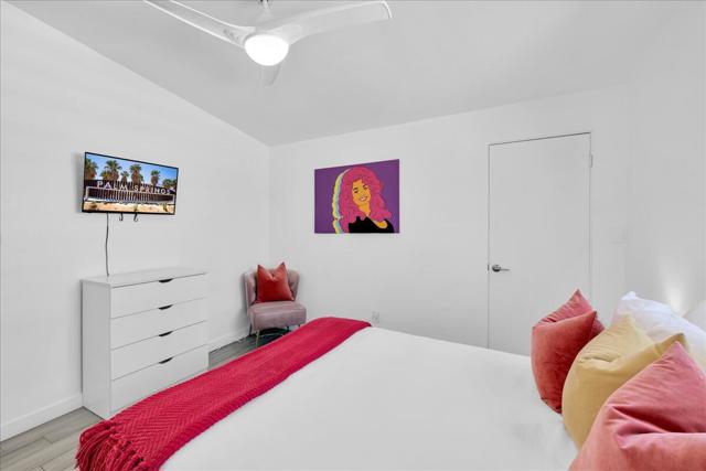963 S Paseo Caroleta, Palm Springs CA: https://media.crmls.org/mediaz/f1794888-7281-401e-a28a-fe84ed38c9b9.jpg