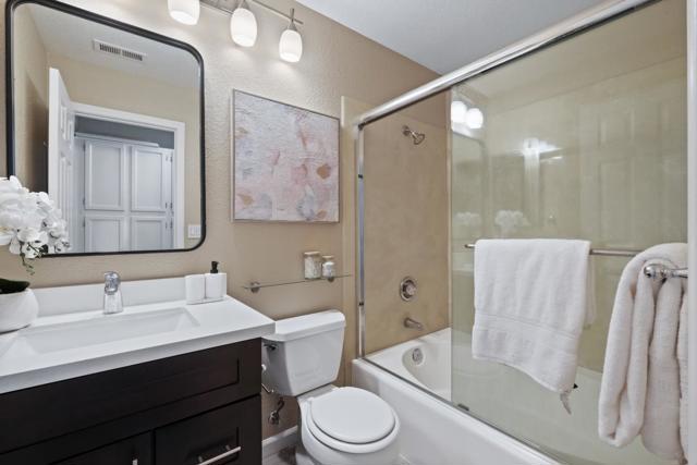 1735 Parkview Green Circle, San Jose CA: https://media.crmls.org/mediaz/f17a561c-1b3c-4442-a6cb-745000ded5e5.jpg