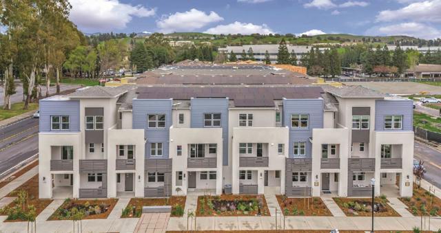 5706 Melon Court, San Ramon CA: https://media.crmls.org/mediaz/f17aa788-38c0-4213-8f5b-df0ef762caac.jpg