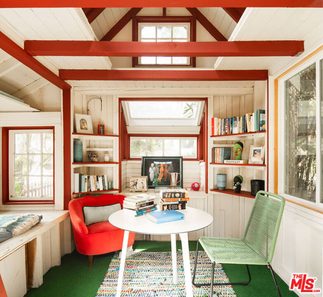 31840 Seafield Drive, Malibu CA: https://media.crmls.org/mediaz/f17b7446-e452-4ffc-8e20-2b2086224ef8.jpg
