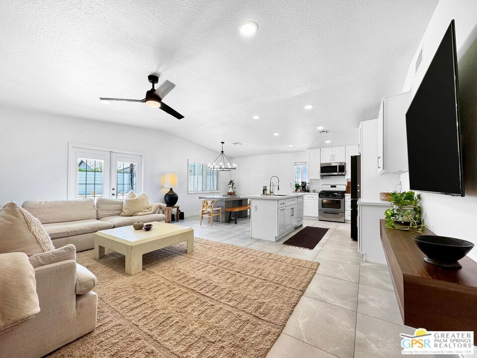 73193 Catalina Way