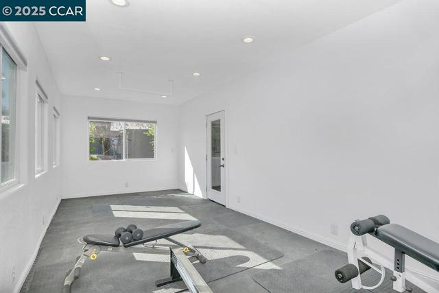 2280 Concord Ave, Brentwood CA: https://media.crmls.org/mediaz/f17d05f6-1384-4473-924e-01d10269abac.jpg