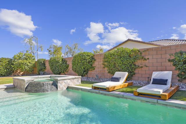 43402 Hazelton Lane, Indio, CA 92203