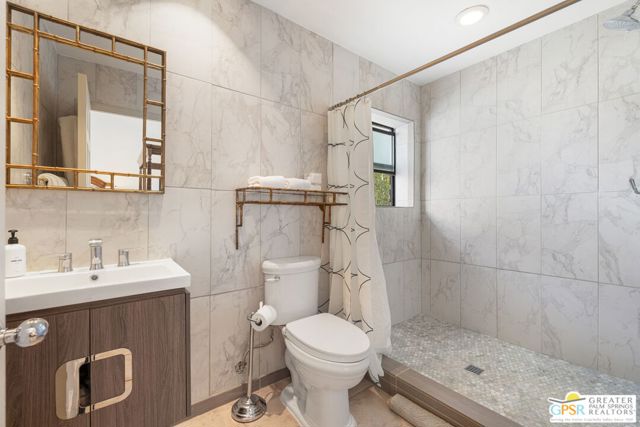 Image 56 of 57 For 311 Via Sol  