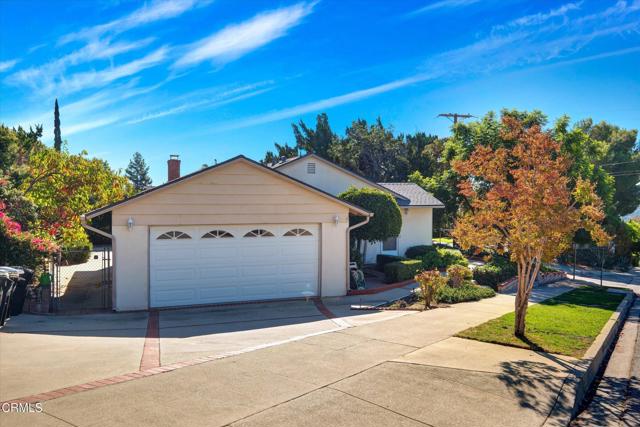 Detail Gallery Image 2 of 33 For 3557 Burritt Way, Glendale,  CA 91214 - 3 Beds | 2 Baths