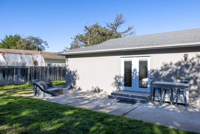 15410 Oak Hills Drive, Salinas CA: https://media.crmls.org/mediaz/f1800ca6-f032-493f-957c-416188d75ceb.jpg