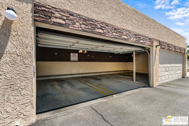 200 E Racquet Club Road, Palm Springs CA: https://media.crmls.org/mediaz/f18026f3-1d6c-4872-bf03-5b50fb75076c.jpg