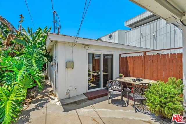 340 Rennie Avenue photo 34