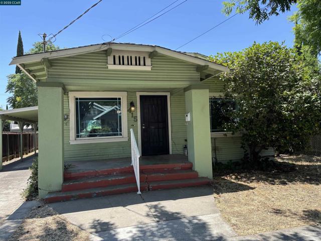 415 W 9Th St, Antioch CA: https://media.crmls.org/mediaz/f18374b1-a12a-4719-a810-243389246765.jpg