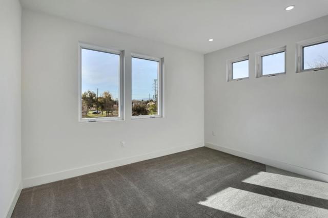 1101 Juana Court, Palo Alto CA: https://media.crmls.org/mediaz/f1842cf6-f340-4f80-8baf-f9fb03998f74.jpg