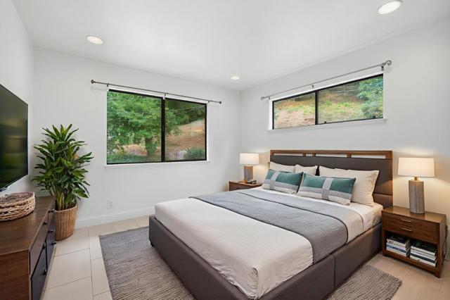 21564 Mary Alice Way, Los Gatos CA: https://media.crmls.org/mediaz/f184c07c-5588-4726-ad6a-303ee99d1a63.jpg