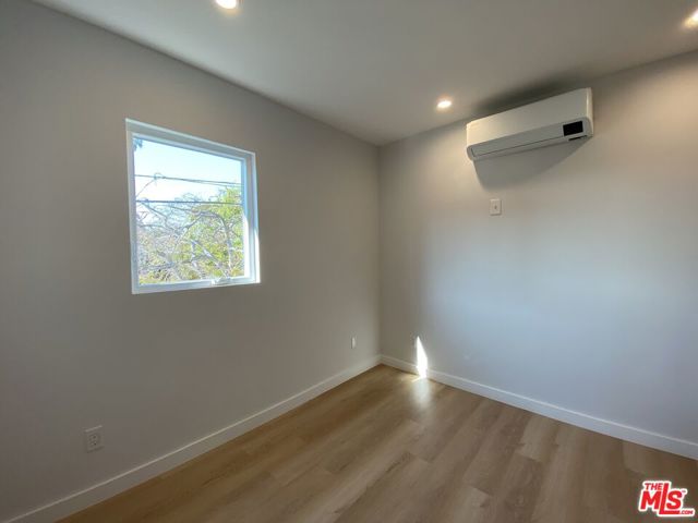 3207 W 3rd Street, Los Angeles CA: https://media.crmls.org/mediaz/f1859054-1794-4b09-b27b-f2b515068b67.jpg