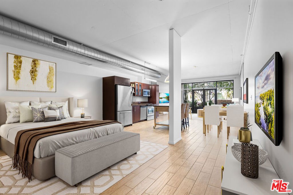 1111 S Grand Avenue #405