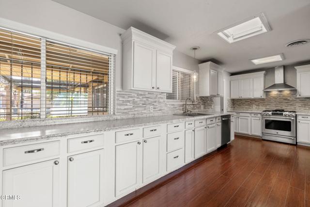 Detail Gallery Image 16 of 47 For 4407 Glencannon St, Bakersfield,  CA 93308 - 3 Beds | 2 Baths