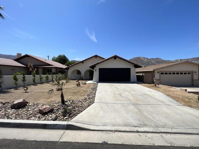 54621 Avenida Herrera, La Quinta CA: https://media.crmls.org/mediaz/f18671f0-665e-41a8-9609-d7d7d5220555.jpg