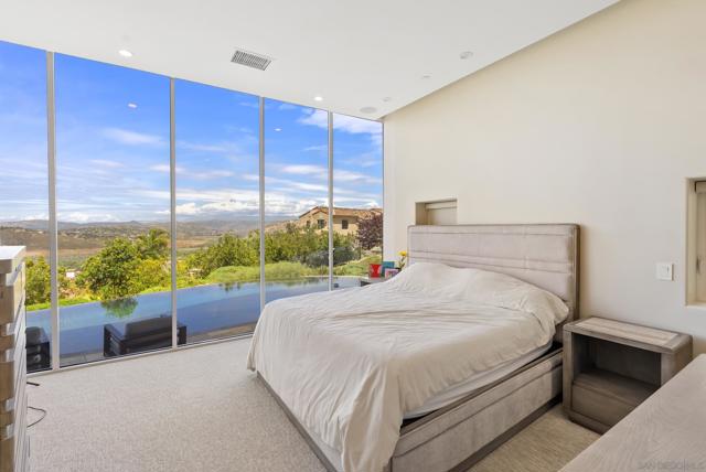 Image 15 of 44 For 13220 Highlands Ranch Rd