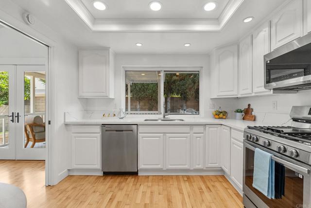 14592 Oak Avenue, Irvine CA: https://media.crmls.org/mediaz/f186d433-ae8d-42f3-9bd5-cc21ca3b82b0.jpg