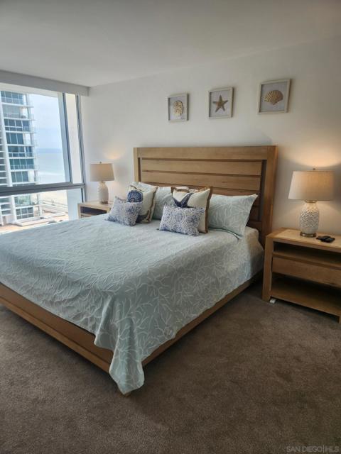 Image 6 of 11 For 1730 Avenida Del Mundo  610