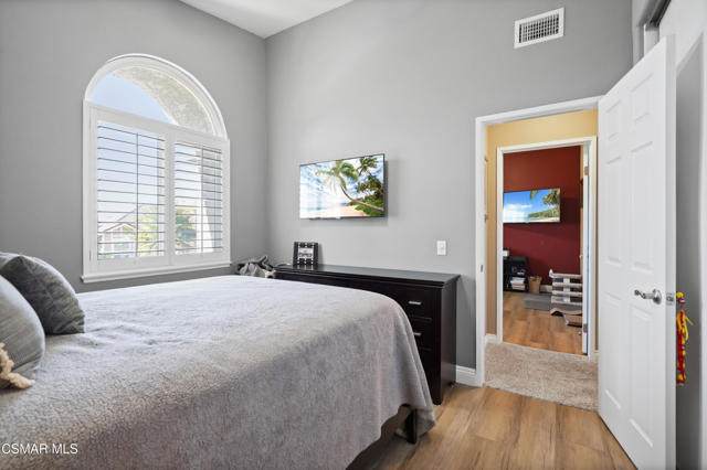 14291 Clemson Street, Moorpark CA: https://media.crmls.org/mediaz/f18837c2-78e2-4e91-a1b1-f49c9989c87c.jpg