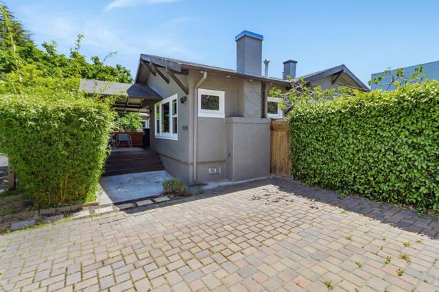 1833 Brandon Street, Oakland CA: https://media.crmls.org/mediaz/f189ea73-e07b-4818-9a1f-8e857e9e3ffc.jpg