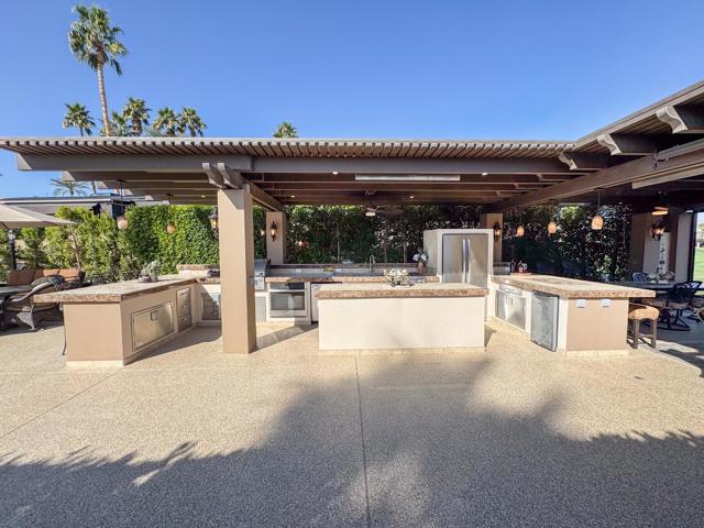 80394 Avenue 48, Indio CA: https://media.crmls.org/mediaz/f18a7f02-9fca-4536-b4c0-daade182a228.jpg