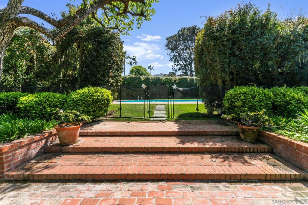 MLS #250042633SD image #20