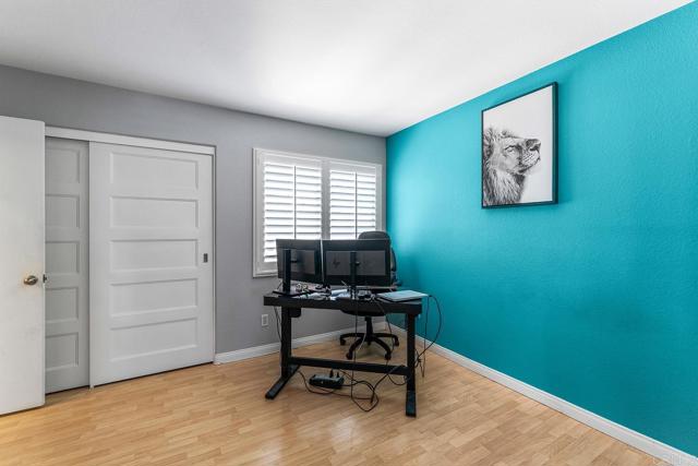4610 Los Alamos Way, Oceanside CA: https://media.crmls.org/mediaz/f18c43da-4206-44b5-b1ae-a03a5c930441.jpg