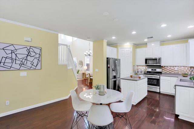 2012 Purcell Place, San Jose CA: https://media.crmls.org/mediaz/f18c6c1f-283e-4d40-904e-a65b0d152a95.jpg
