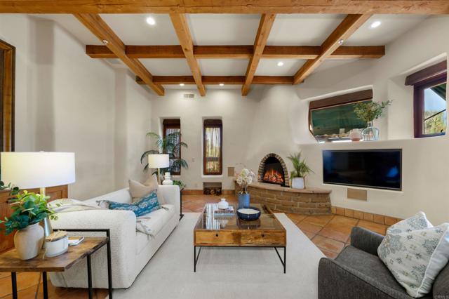 3198 Ashley Park Way, Jamul CA: https://media.crmls.org/mediaz/f18dc10d-dbf6-42ed-82e2-b1a086f9ed2c.jpg