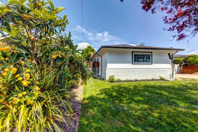 2598 Meridian Avenue, San Jose CA: https://media.crmls.org/mediaz/f18e2d96-a4f2-4015-be58-73838826b2f1.jpg