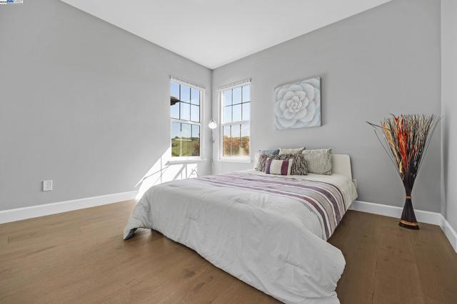 5719 Dimas Ct, Pleasanton CA: https://media.crmls.org/mediaz/f18ed8aa-6631-4552-bf82-5181c3029db3.jpg