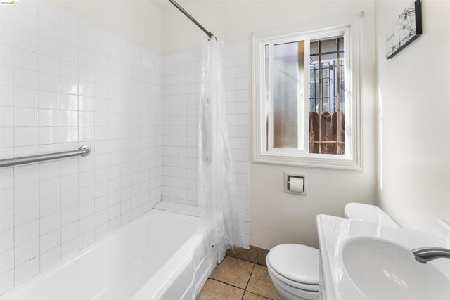 Image 8 of 14 For 6504 Bancroft Ave