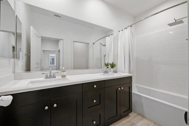 Detail Gallery Image 33 of 48 For 4192 Camino Campana, Oceanside,  CA 92057 - 4 Beds | 3 Baths