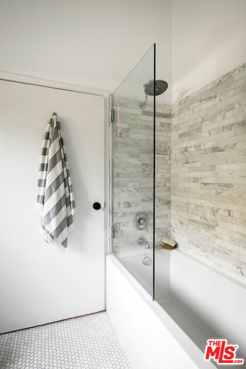 1771 Arteique Road, Topanga CA: https://media.crmls.org/mediaz/f190458f-0b6b-4dd6-8f2e-8565bb41d32d.jpg