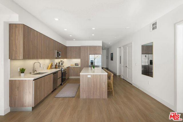 3651 Regal Place, Los Angeles CA: https://media.crmls.org/mediaz/f1919417-3a4e-49d5-9cf0-db231c60acb7.jpg