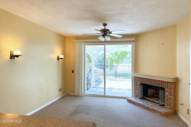 24632 Brighton Drive, Valencia CA: https://media.crmls.org/mediaz/f191f018-8279-4f60-b30a-c56c1a7a82a8.jpg