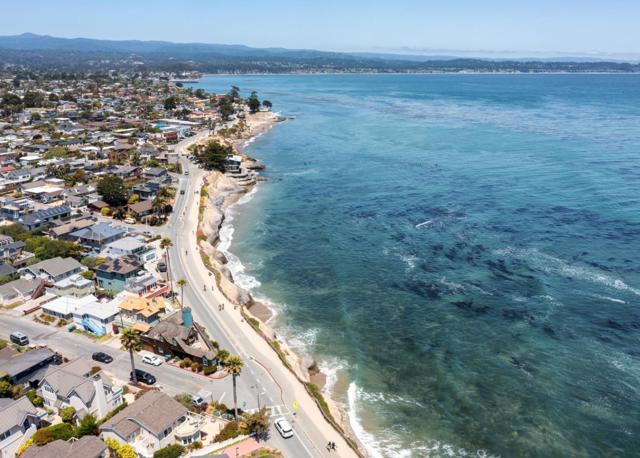 355 30th Avenue, Santa Cruz CA: https://media.crmls.org/mediaz/f1920f97-a4a8-4552-b19b-2715f63a4da2.jpg