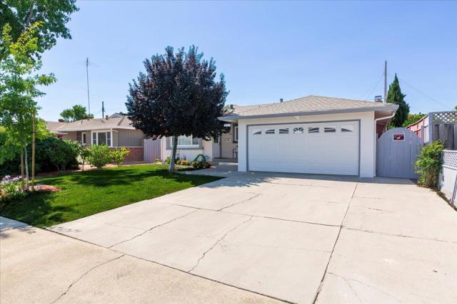 3562 Earl Drive, Santa Clara CA: https://media.crmls.org/mediaz/f1931704-1a2f-41cb-b534-b1021696f805.jpg