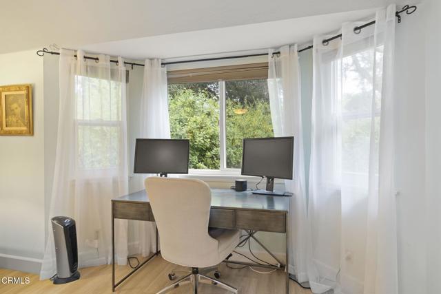 311 w W Summer Street, Ojai CA: https://media.crmls.org/mediaz/f1935819-2014-4481-a36f-99568b3b77a0.jpg