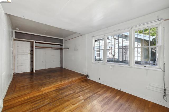 Image 19 of 34 For 2344 Fulton St