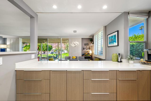 46123 Highway 74, Palm Desert CA: https://media.crmls.org/mediaz/f195408d-54f5-41e0-943b-1dac89e3c5f3.jpg