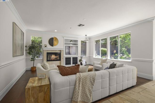 86 Candleston Place, Alamo CA: https://media.crmls.org/mediaz/f195680a-6949-405a-af87-14275ed2a3ab.jpg