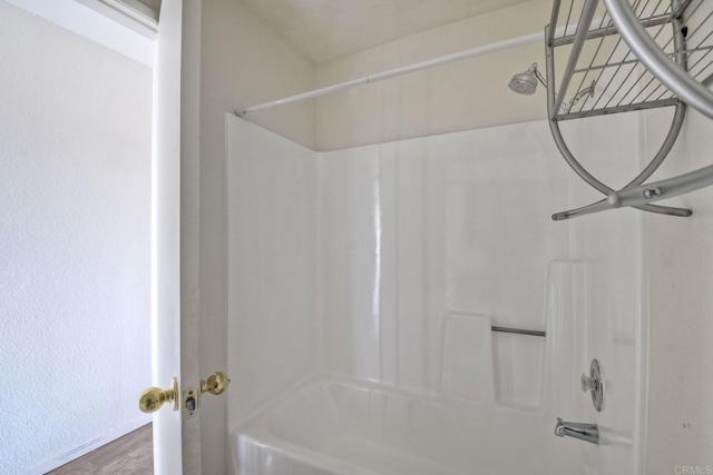 Detail Gallery Image 14 of 25 For 4218 Fiesta Way #3,  Oceanside,  CA 92057 - 2 Beds | 2 Baths