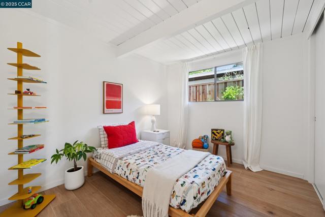 206 Santa Fe Dr, Walnut Creek CA: https://media.crmls.org/mediaz/f1969a4b-d384-46e2-a935-d54ecb0adc04.jpg