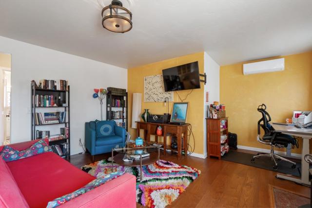 29 Buena Vista Street, Salinas CA: https://media.crmls.org/mediaz/f1969ffa-eeff-46f0-b2d6-f7de60a95853.jpg