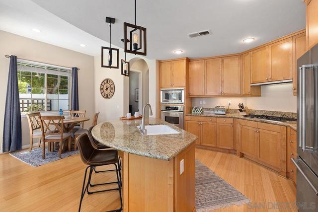 2852 Laning Road, San Diego CA: https://media.crmls.org/mediaz/f197441a-605a-4aed-bc4b-e20ee29c492d.jpg