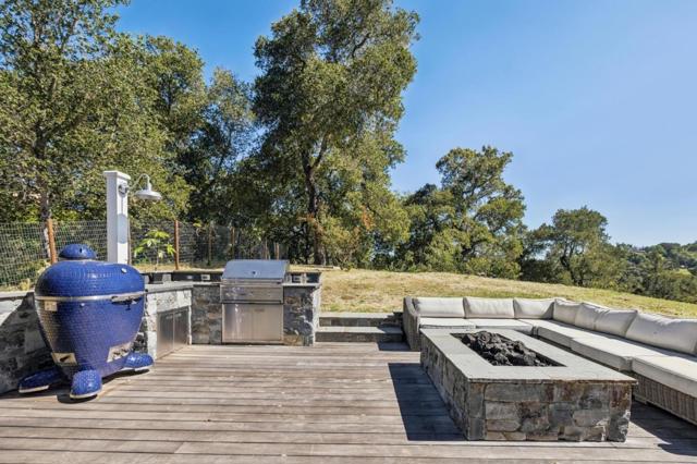 21842 Via Regina, Saratoga CA: https://media.crmls.org/mediaz/f197f976-aa40-4f15-981f-099e060f2ace.jpg