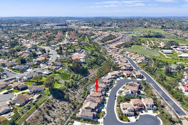 Detail Gallery Image 19 of 58 For 219 Flores Ln, Vista,  CA 92083 - 4 Beds | 2/1 Baths