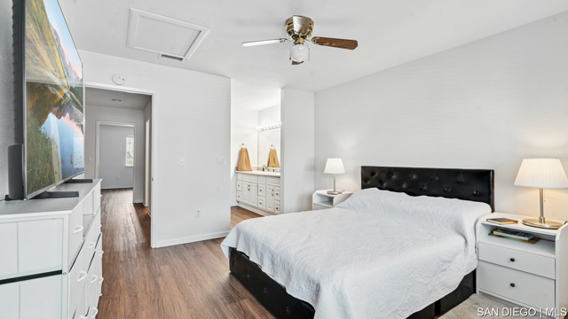 209 Espanas GLN, Escondido CA: https://media.crmls.org/mediaz/f19933b7-504a-4d12-a8fd-0fd2b823a93e.jpg